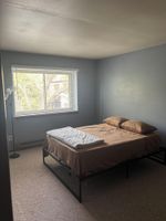 Alquiler Vacacional - Charming 2-bedroom condo with AC, WiFi in delightful  Suburban Milwaukee