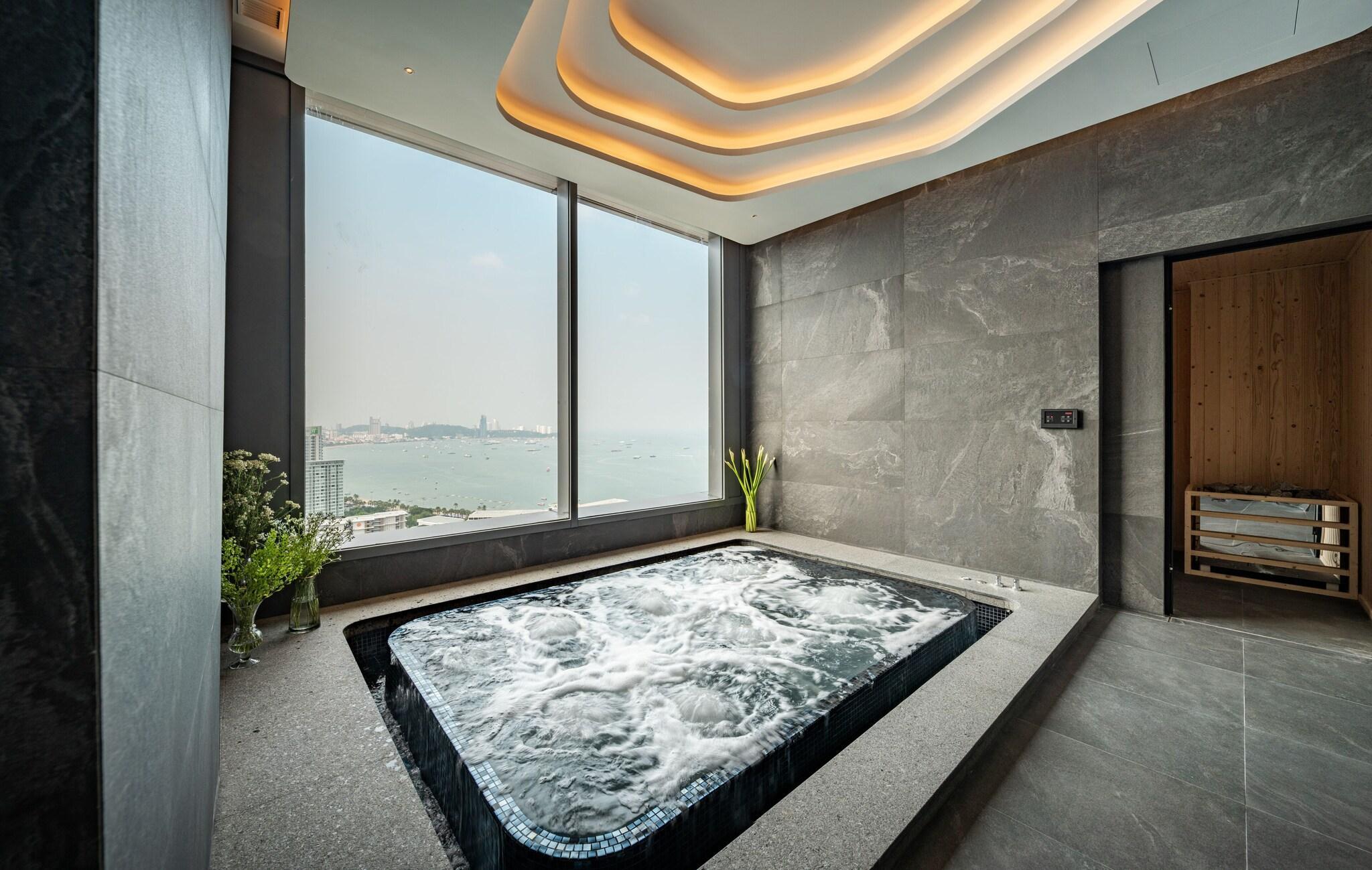 Vista Exterior Grande Centre Point Space Pattaya