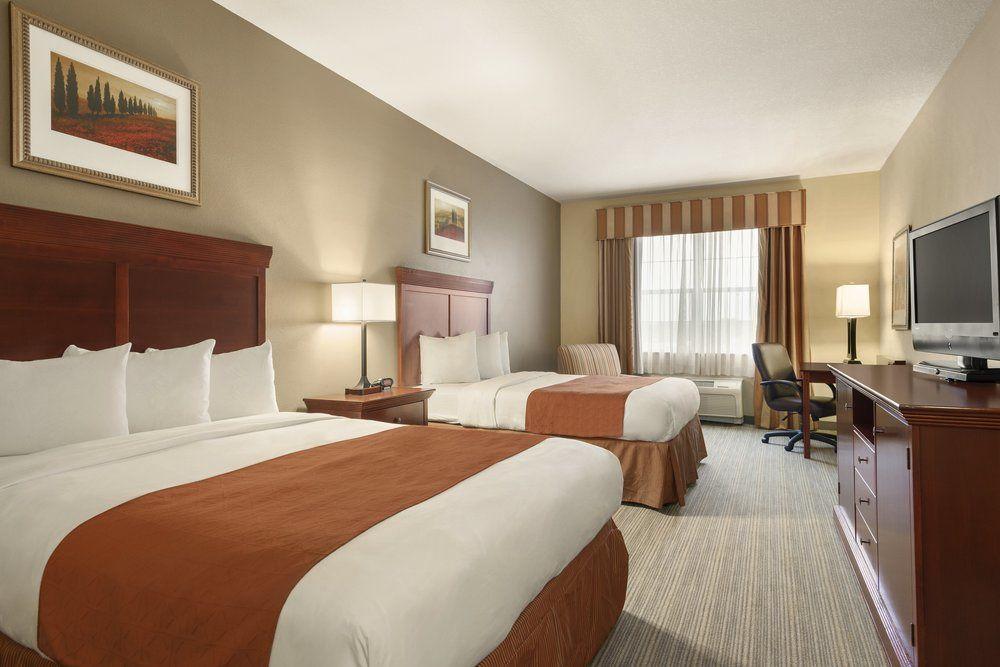 Habitación Country Inn & Suites By Carlson Tampa East, FL