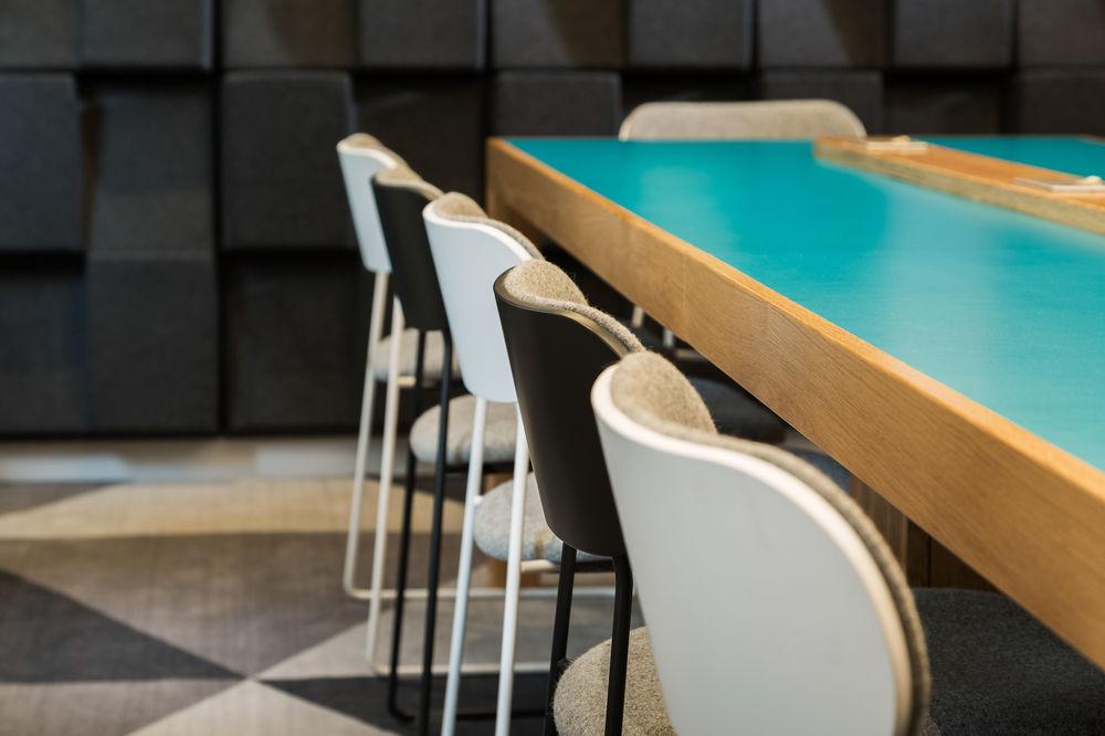Varios Holiday Inn Express London - Ealing, an IHG Hotel