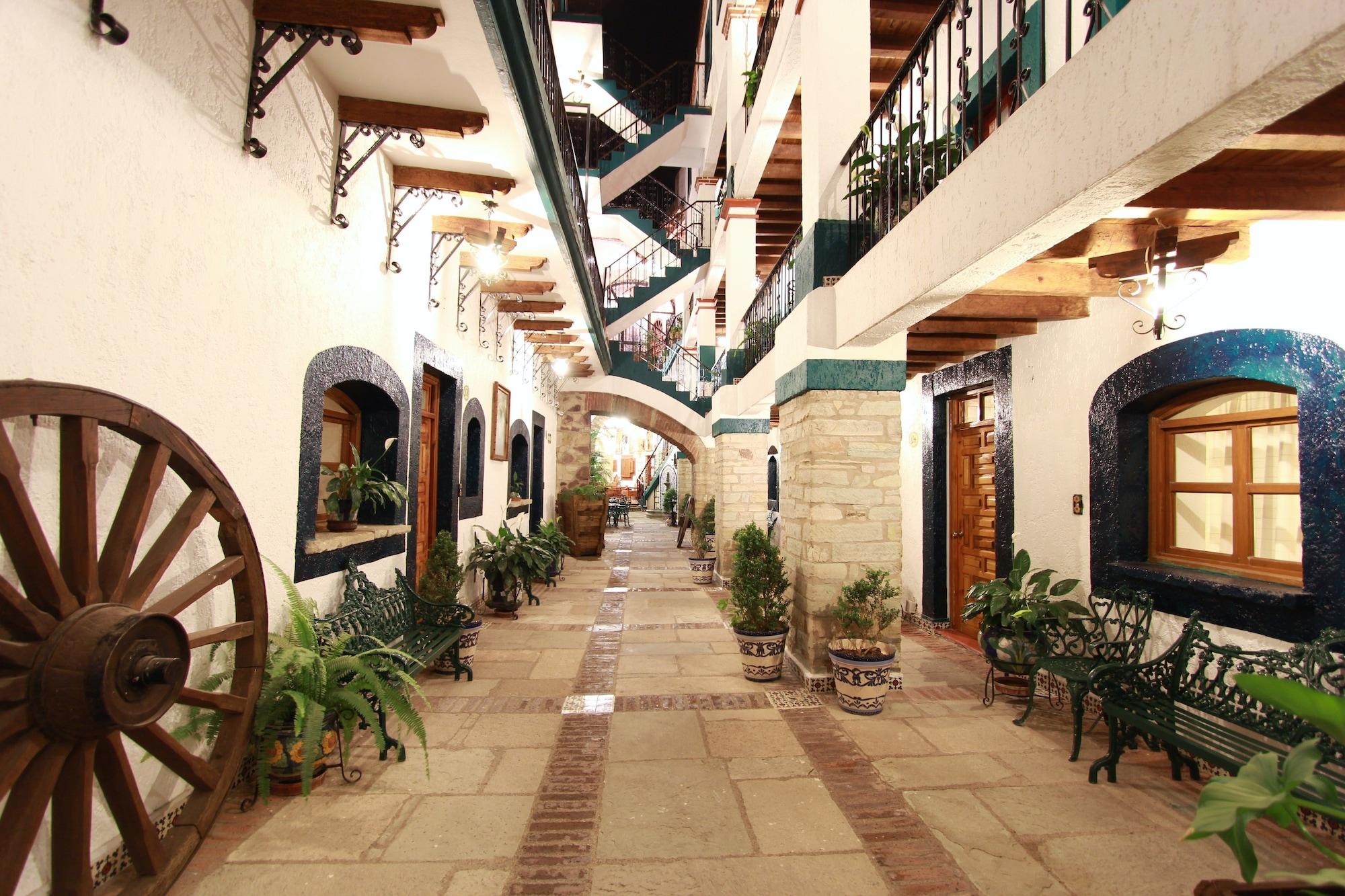 Vista Exterior Hotel Mesón del Rosario