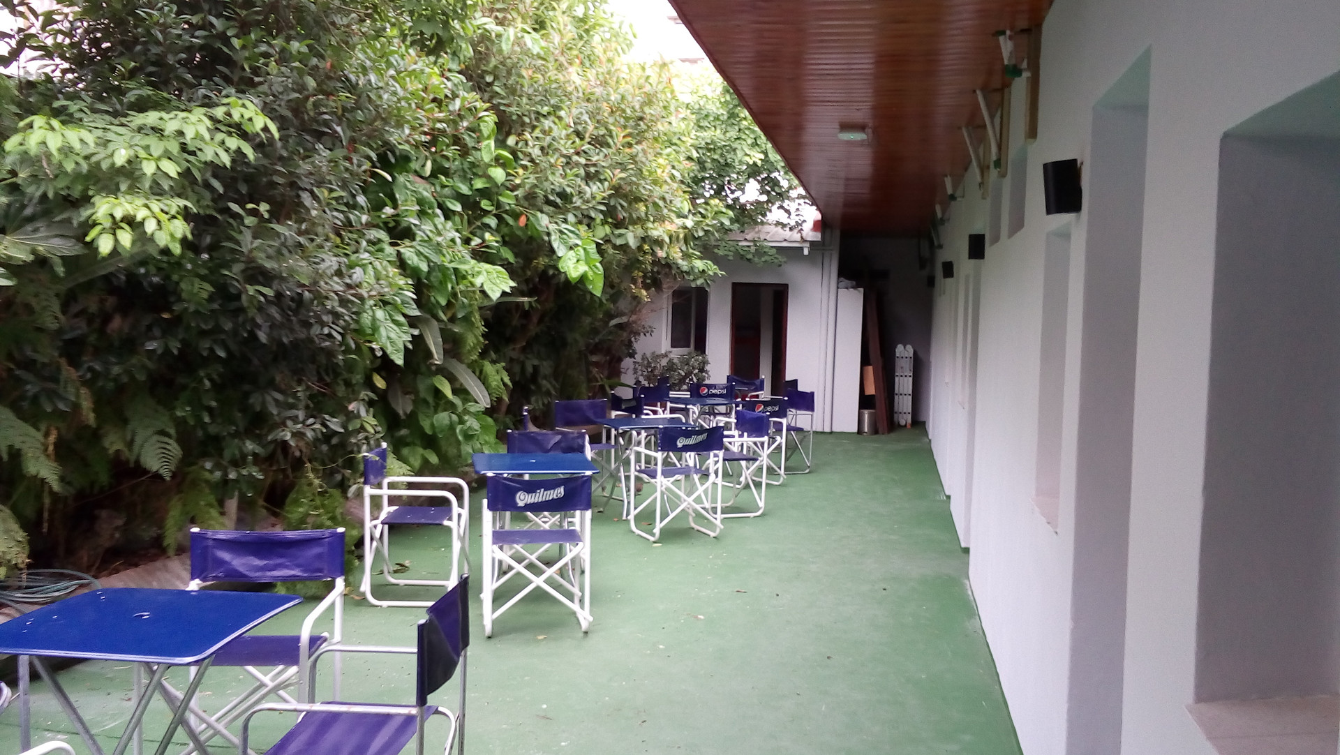 Vista Exterior Hostel La Perla