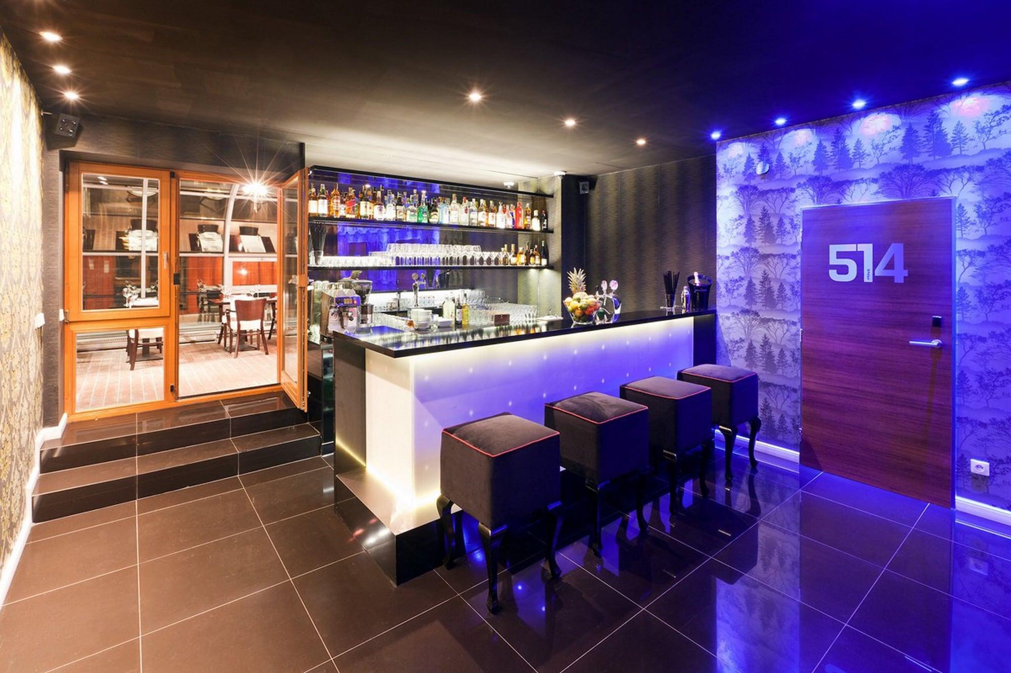 Bar/Salón Pytloun City Boutique Self Check-in Hotel