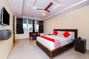 Alojamiento - OYO 26723 Rb Residency