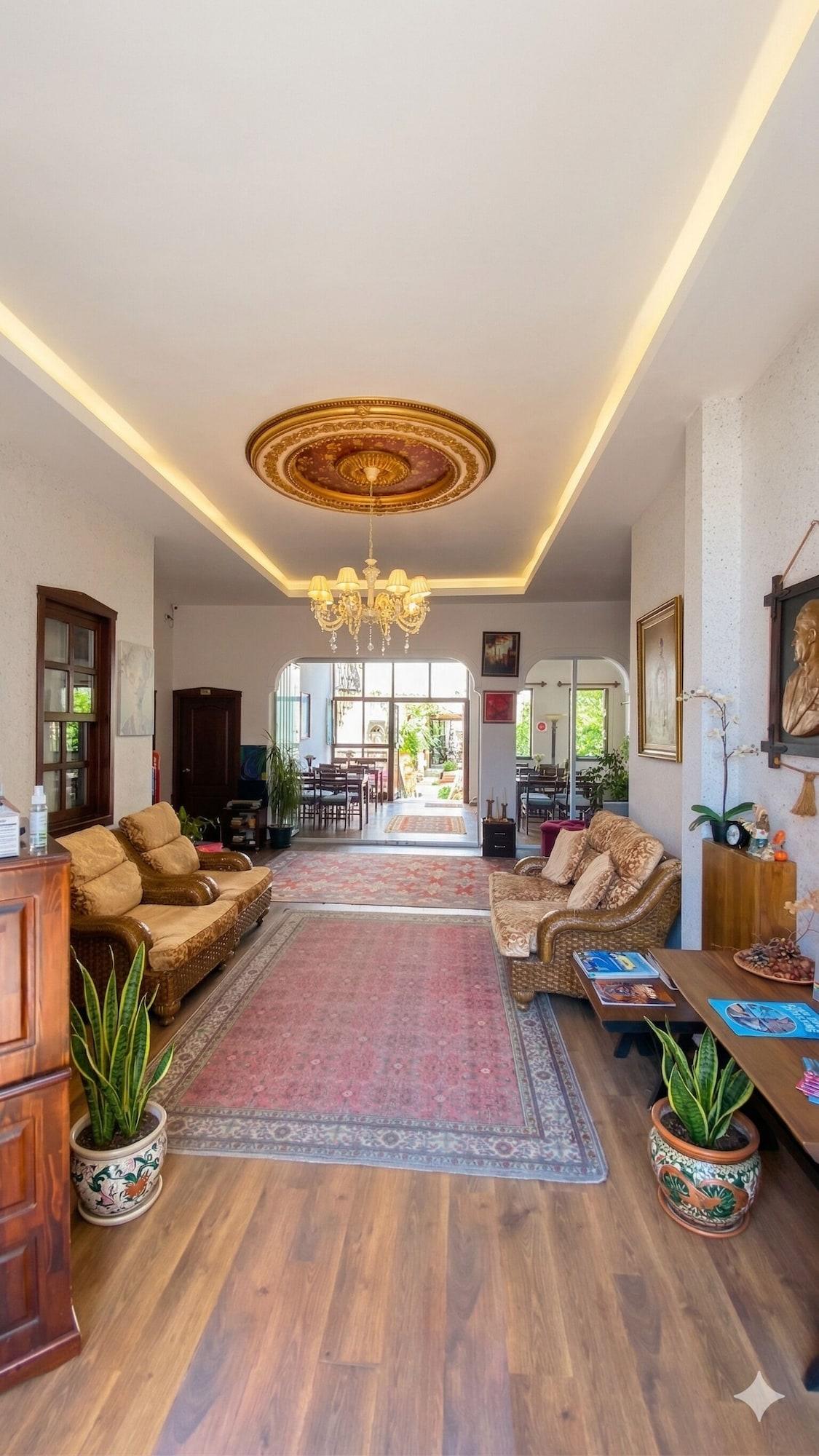 Vista Lobby Kaleiçi Hotel