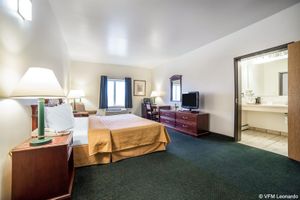 Alojamiento - HELENA INN AIRPORT