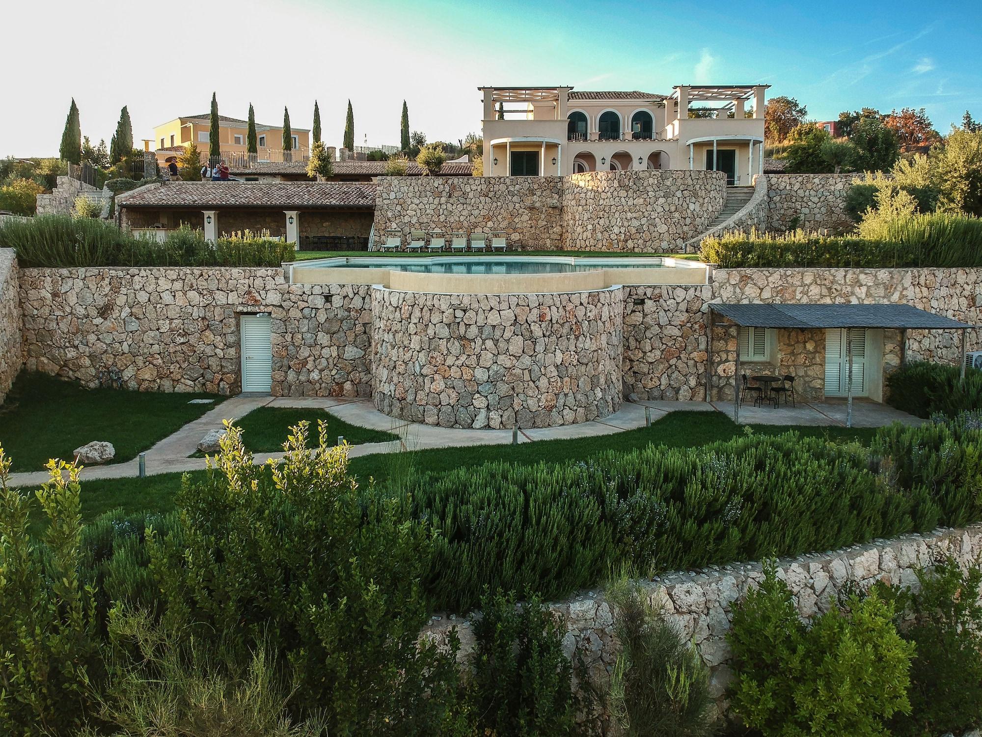 Varios Villa degli Ulivi