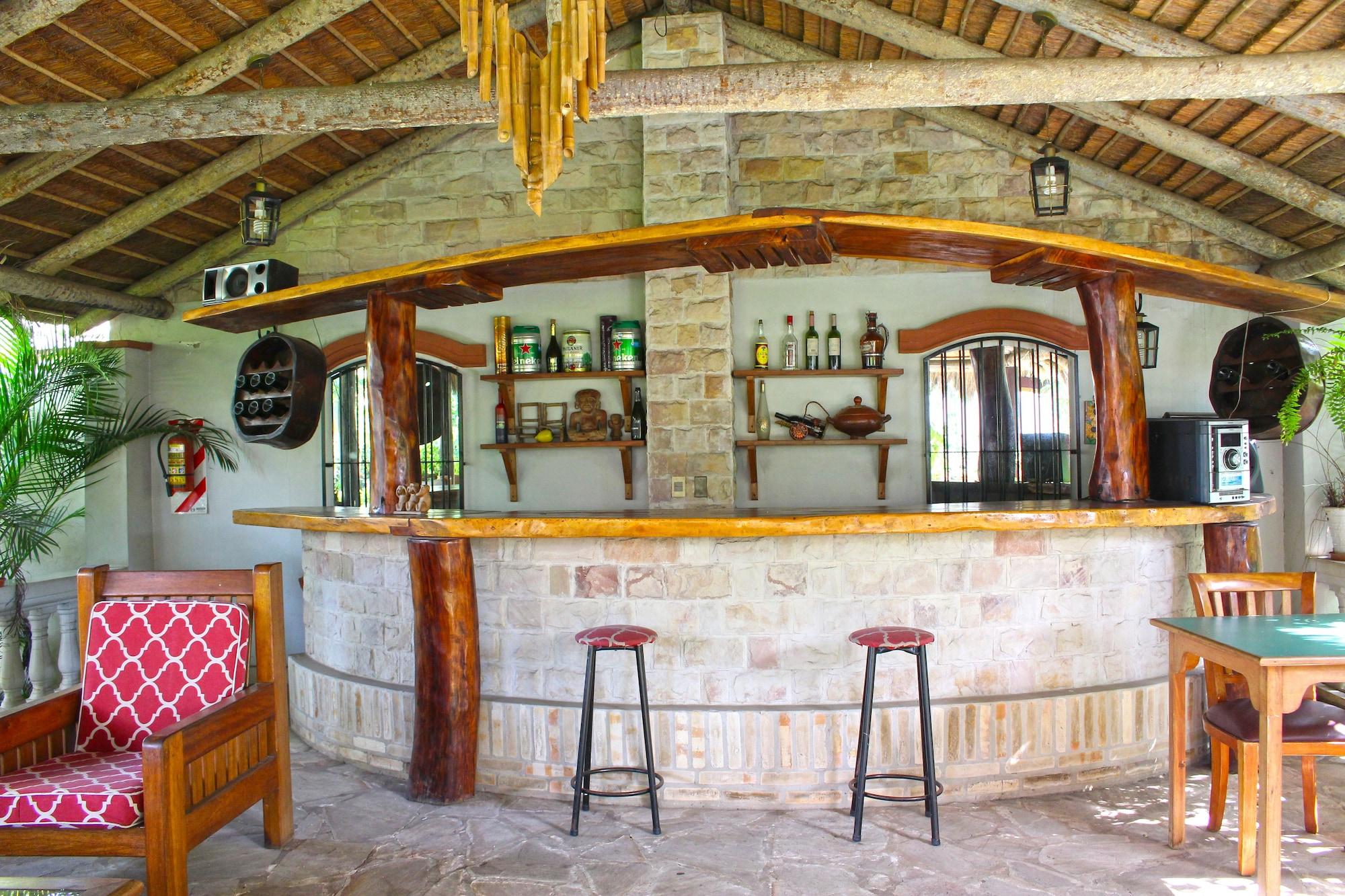Bar/Salón Ross Char Hotel