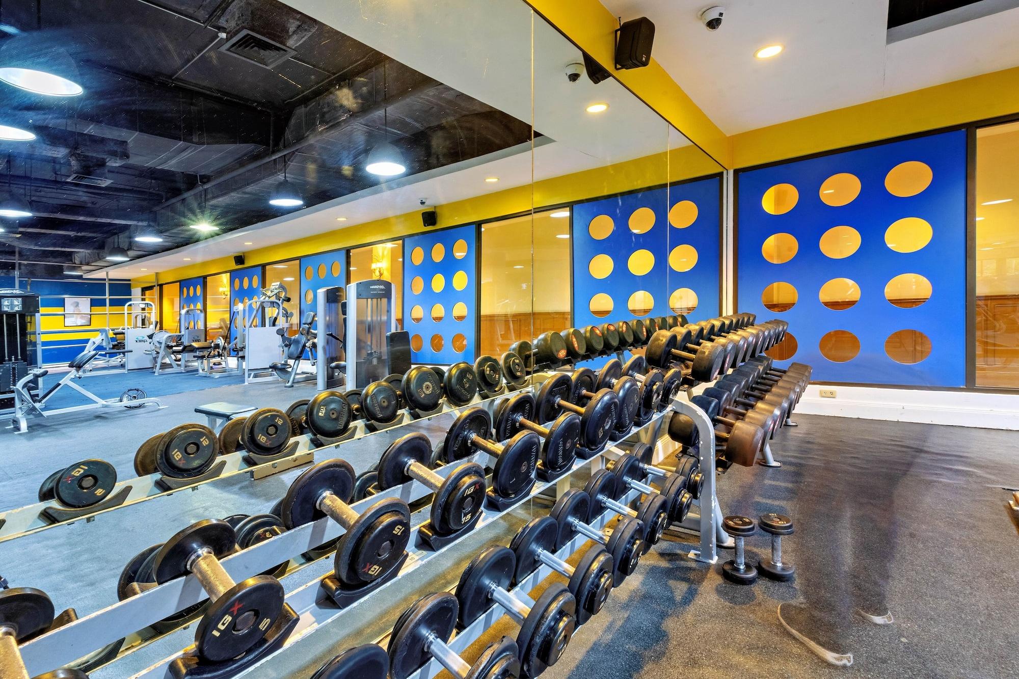 Gimnasio Waterfront Cebu City Hotel & Casino