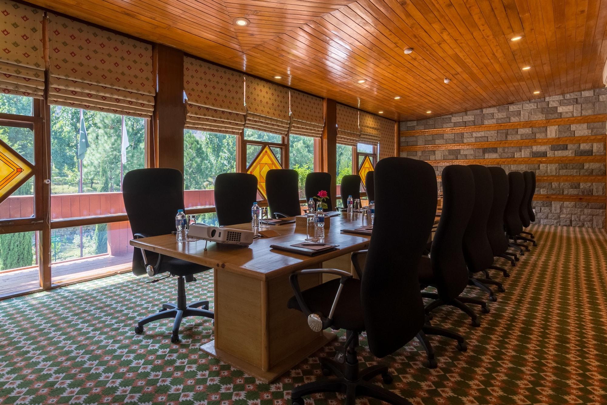 Sala de Reuniones Gilgit Serena Hotel