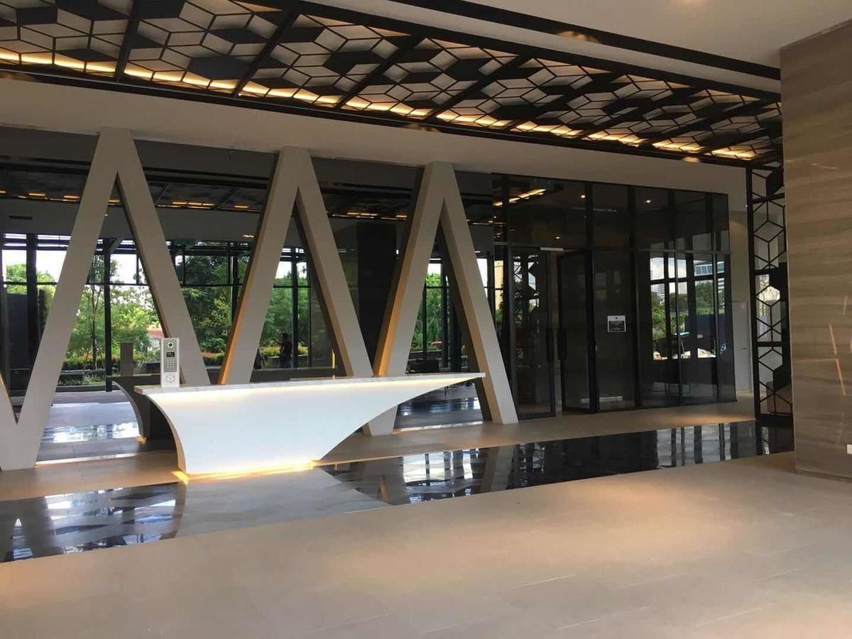 Vista Lobby Expressionz Professional Suites by Kelvin