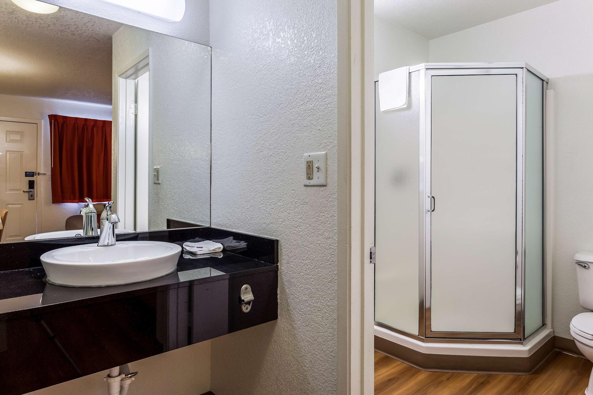 Equipamiento de Habitación Motel 6 Sacramento, CA - Downtown