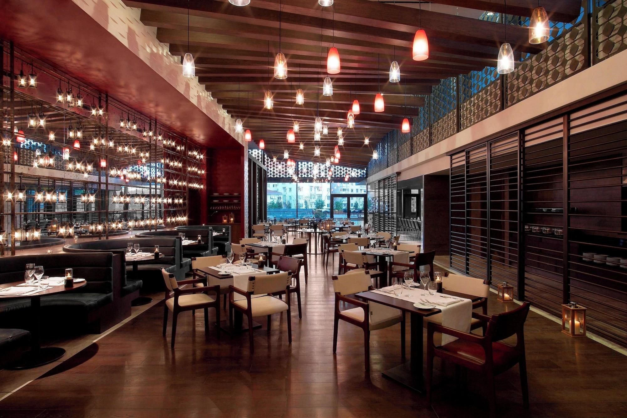 Restaurant Le Meridien Istanbul Etiler
