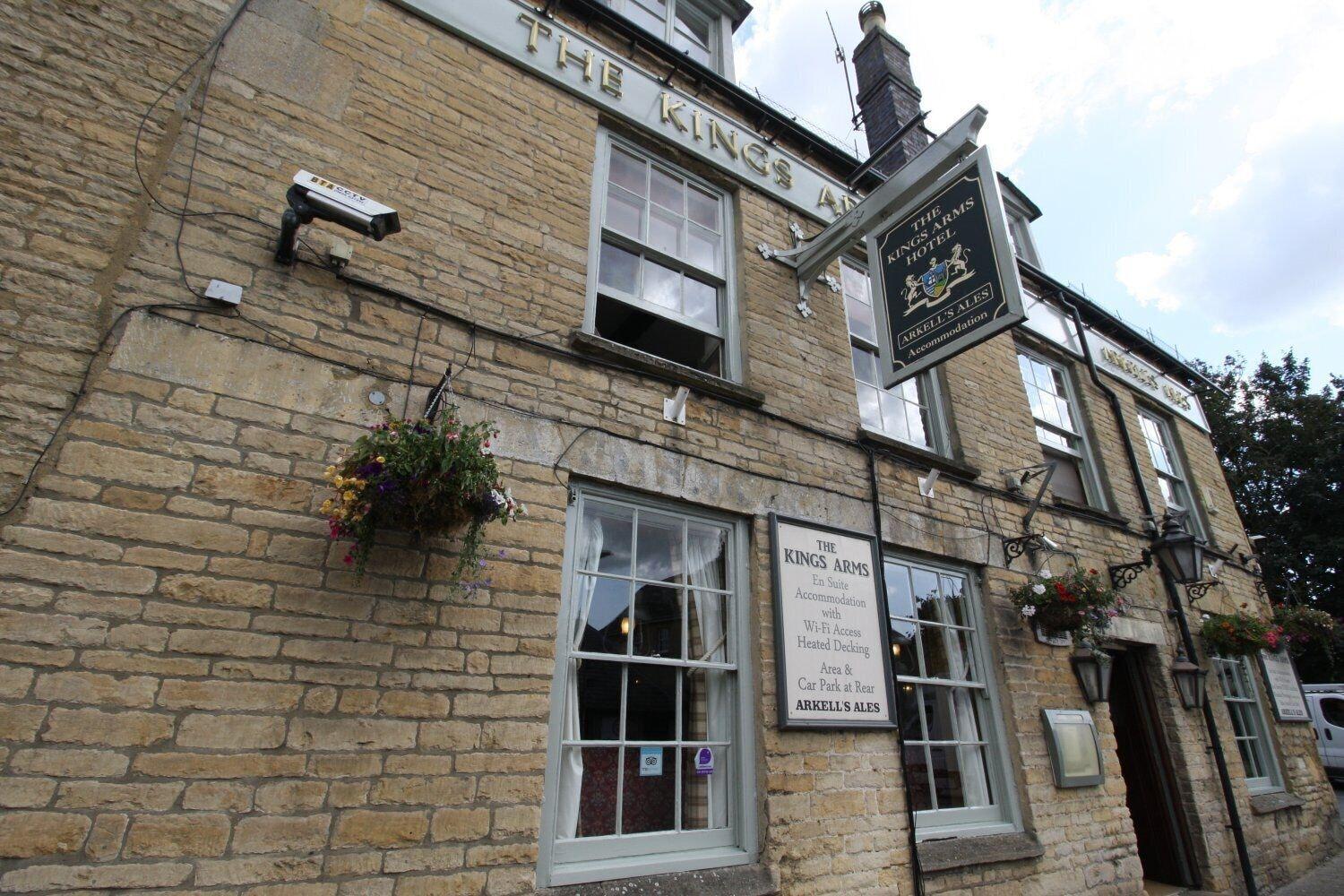 Vista Exterior The Kings Arms Chipping Norton