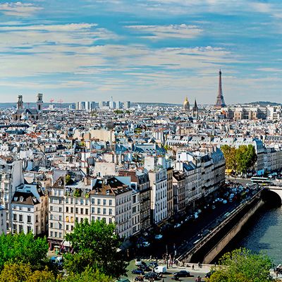 Passagens para França Reserve sua passagem aérea no Decolar