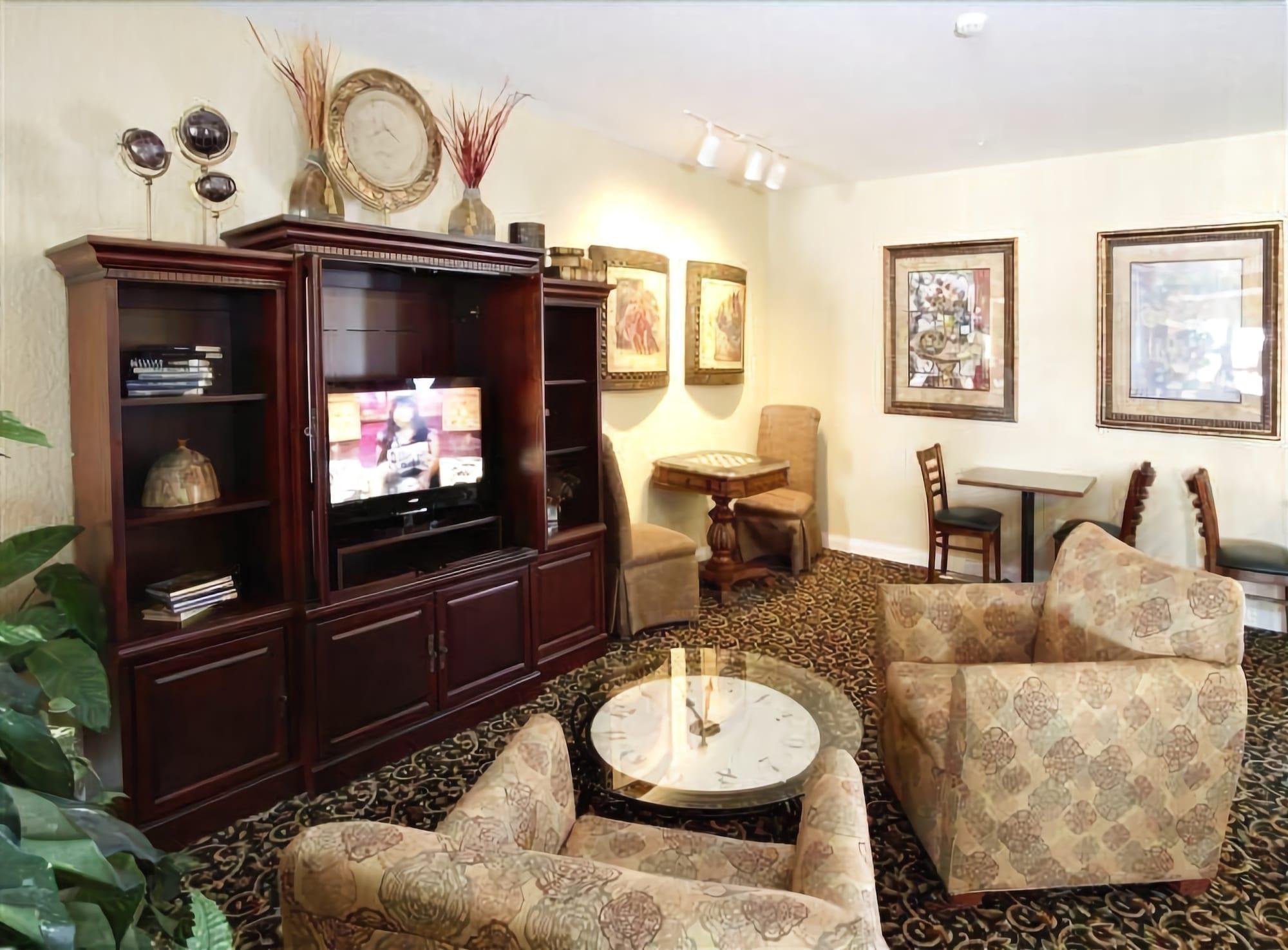 Vista Lobby GrandStay Residential Suites Hotel