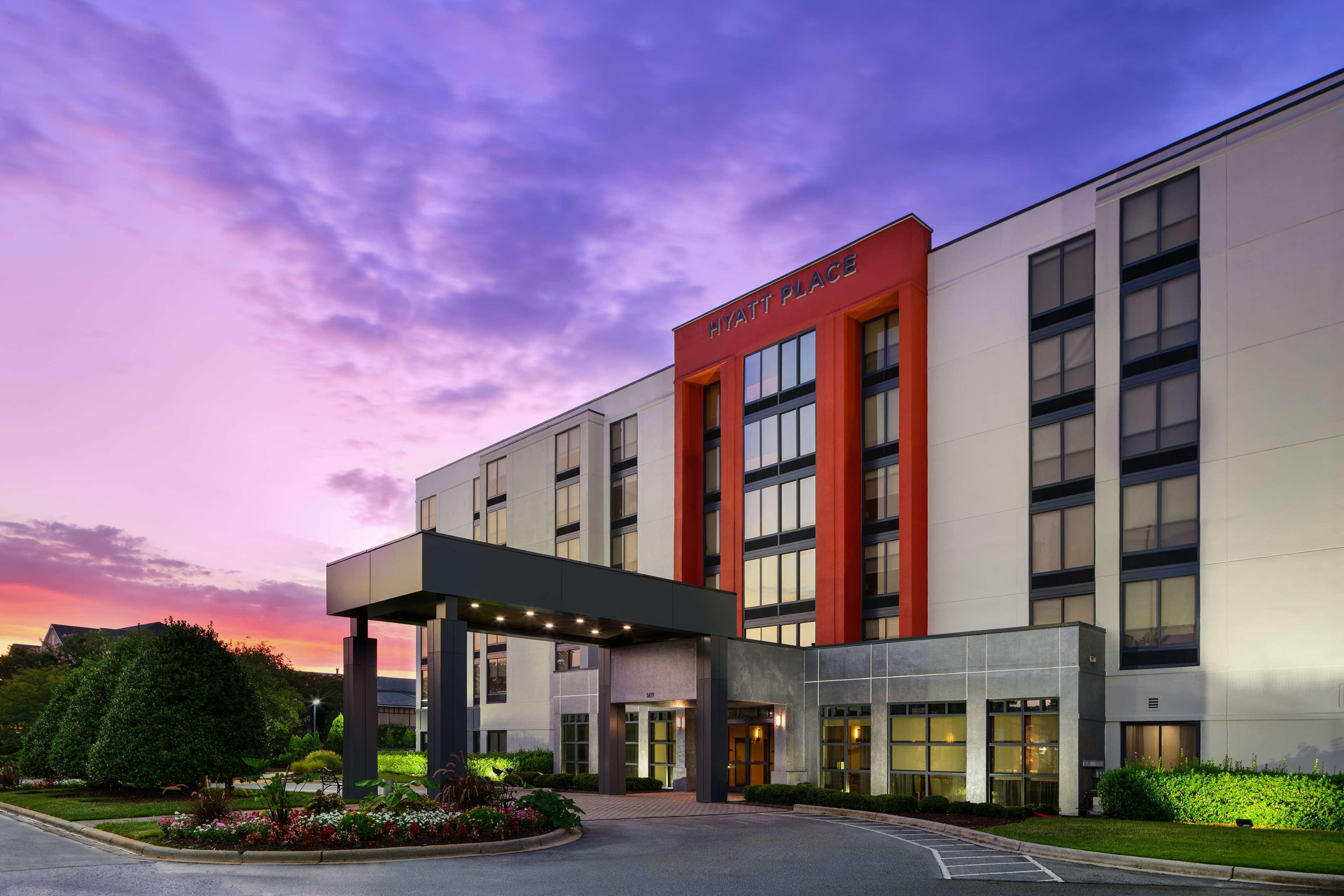 Vista Exterior Hyatt Place Greensboro