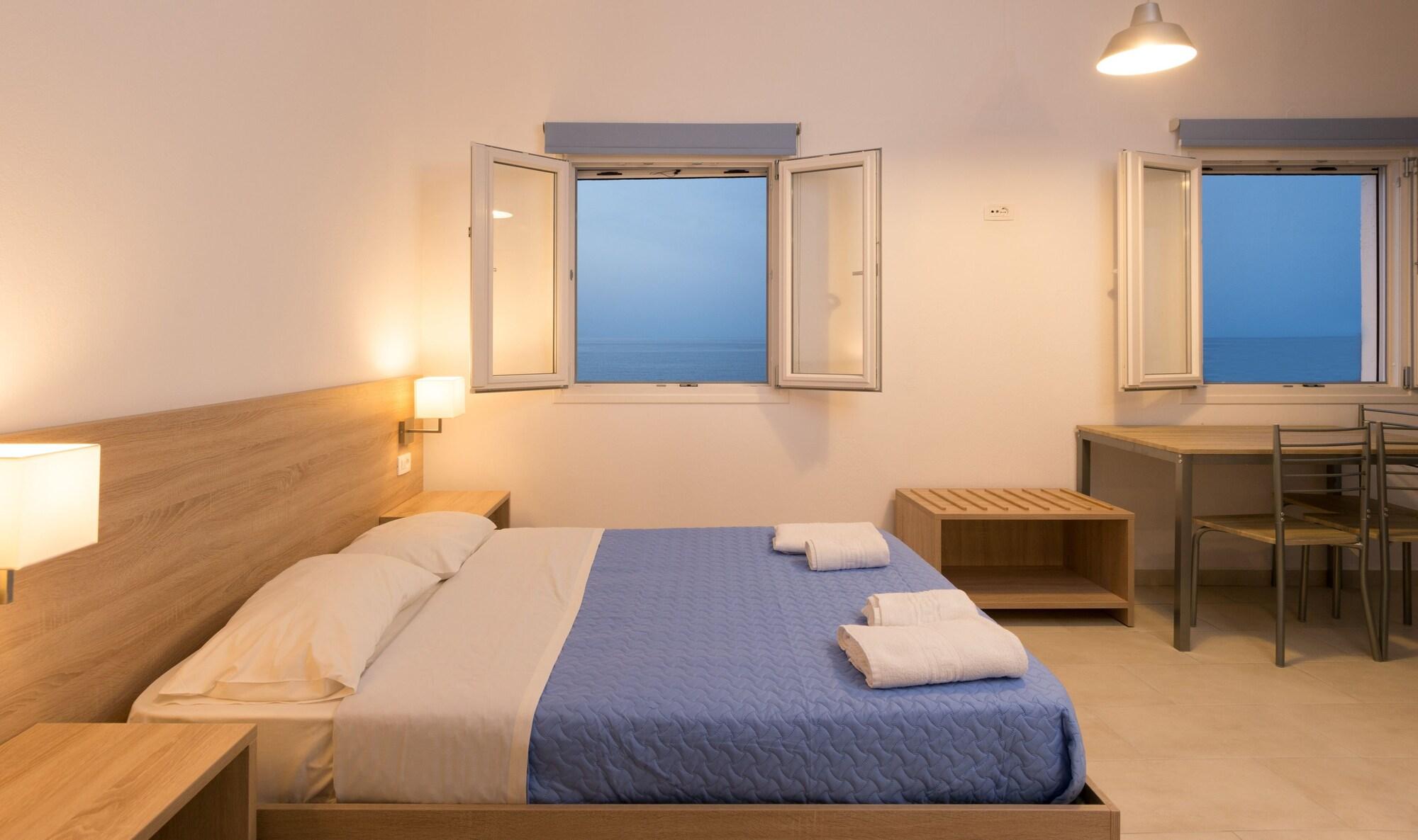 Habitación Socrates Seaside Apartments