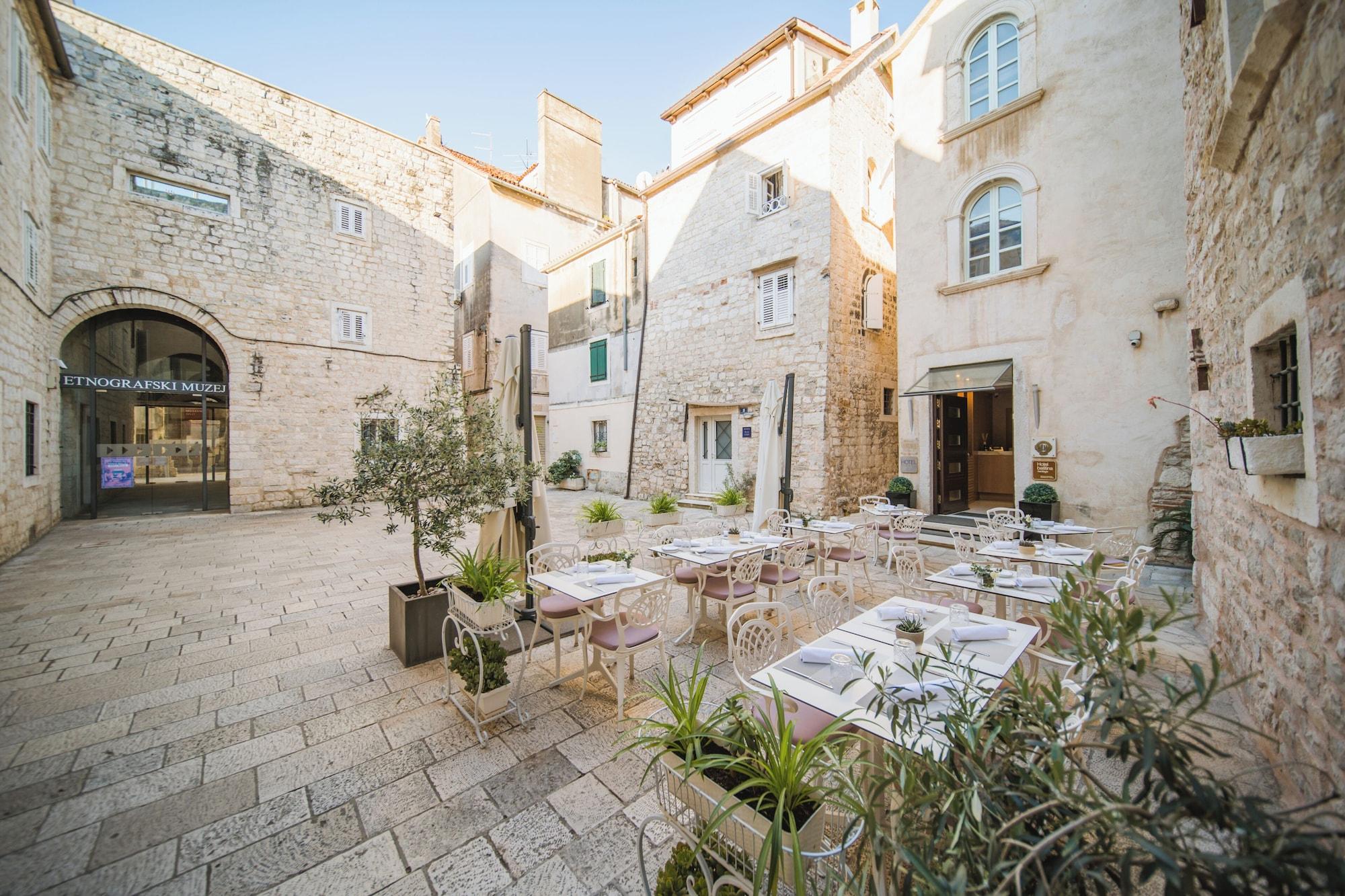 Equipamiento de Habitación Hotel Vestibul Palace