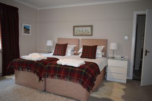 Alquiler Vacacional - Loch-side House with Stunning Mountain and Loch Views