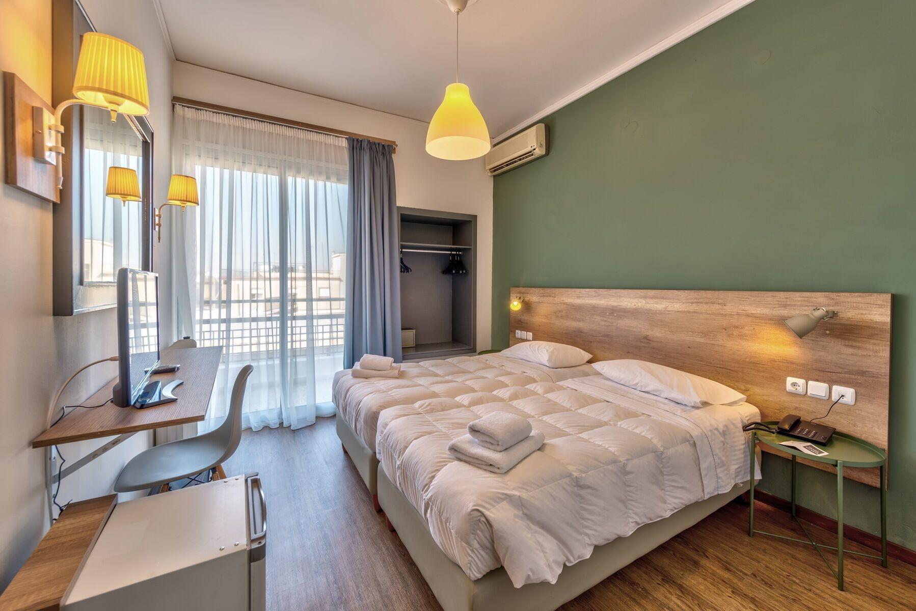 Varios Hotel Alexios