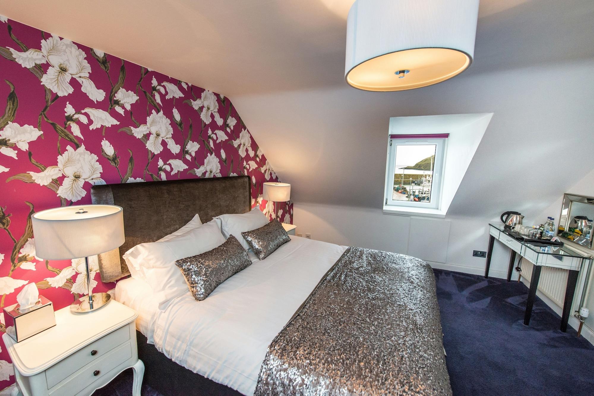 Varios Shorehead Guest House