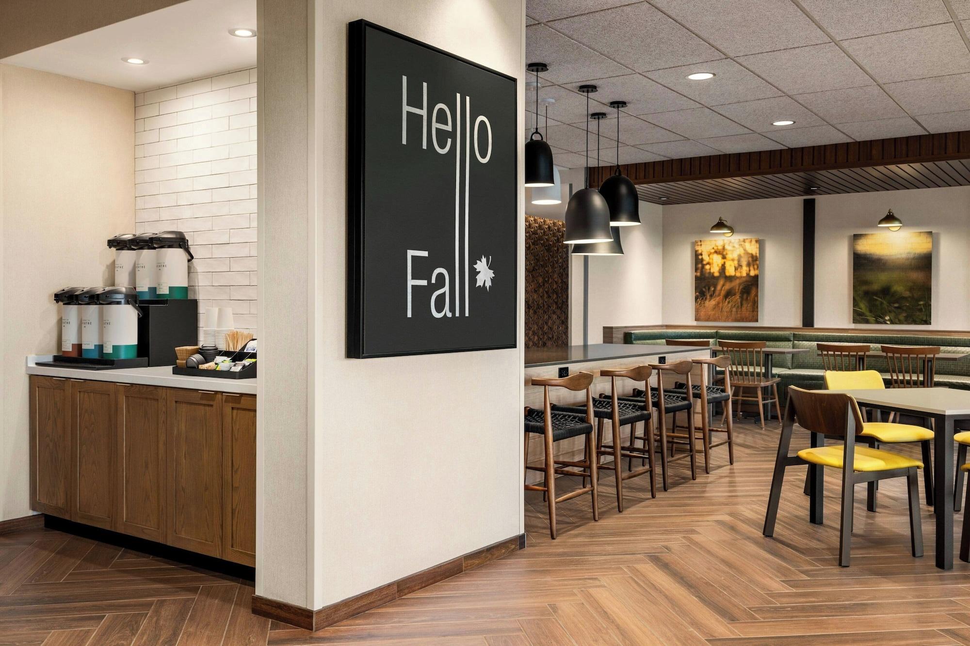 Restaurant Fairfield by Marriott Inn & Suites Bethlehem PA
