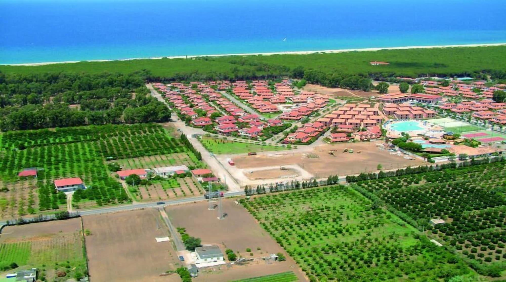 Vista Exterior TH Pizzo Calabro - Porto Ada Village