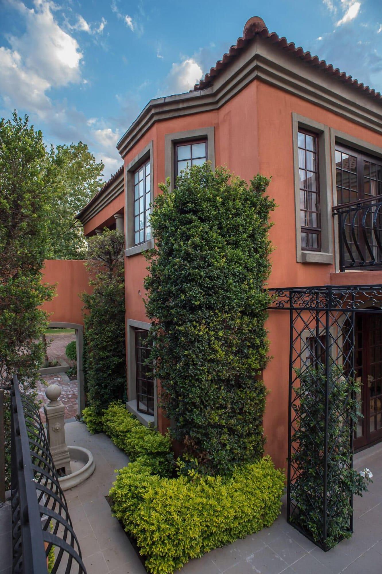 Vista Exterior Ivory Manor Boutique Hotel