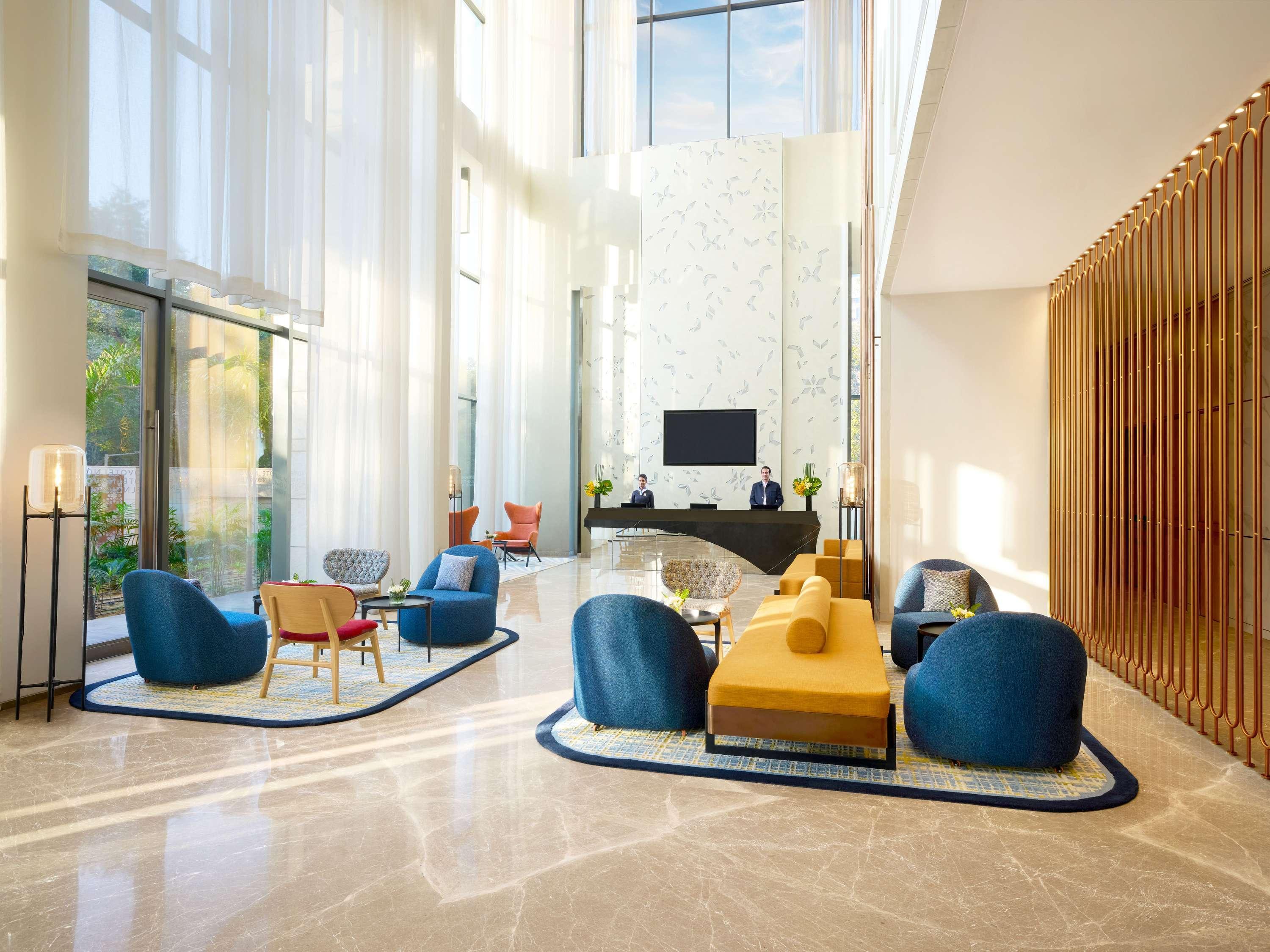 Vista Lobby Novotel New Delhi City Centre