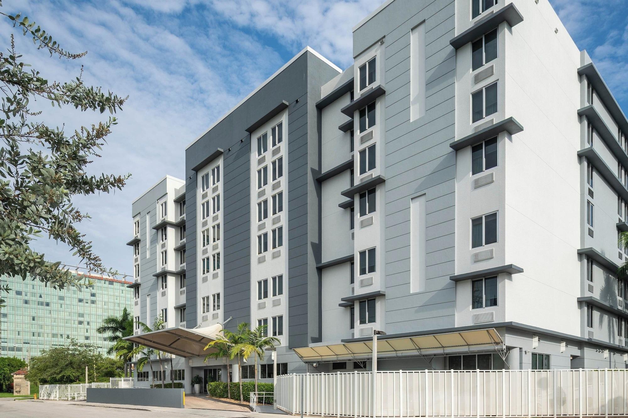 Vista Exterior SpringHill Suites by Marriott Miami Downtown/Medical Center