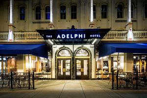 Alojamiento - The Adelphi Hotel