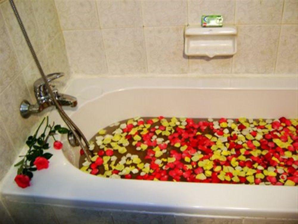 Varios Excel Palace Hotel