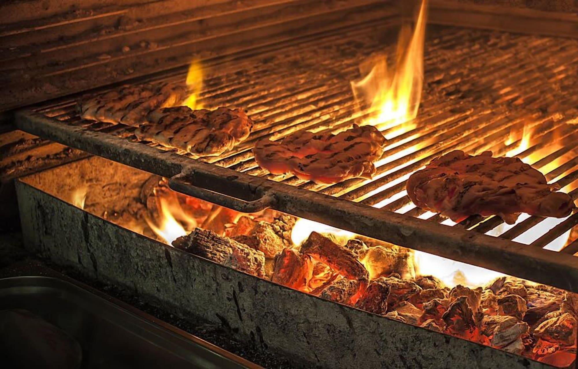 Restaurant Hotel Asador Albenzaire