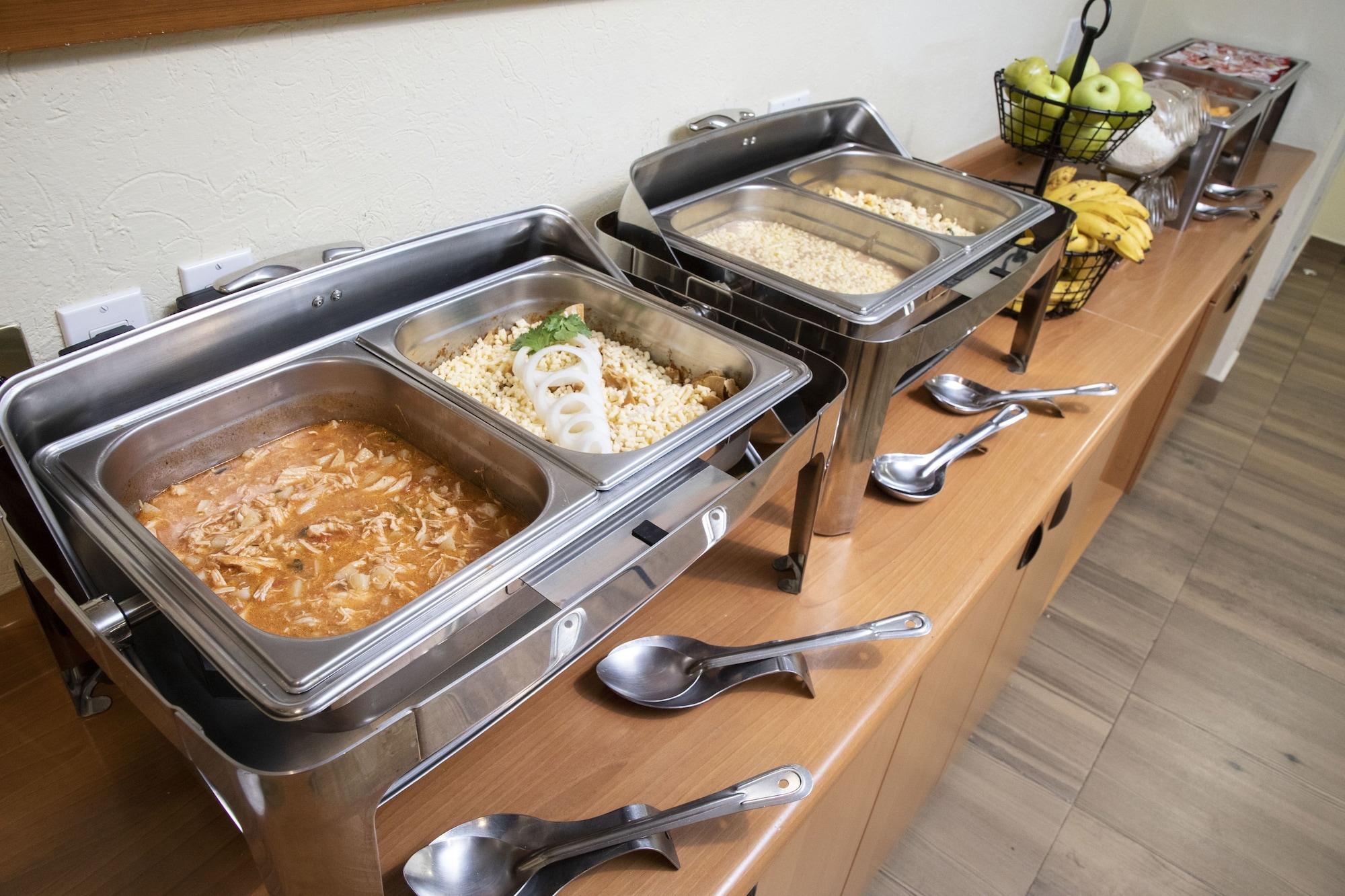 Restaurant Microtel Inn & Suites by Wyndham Culiacan