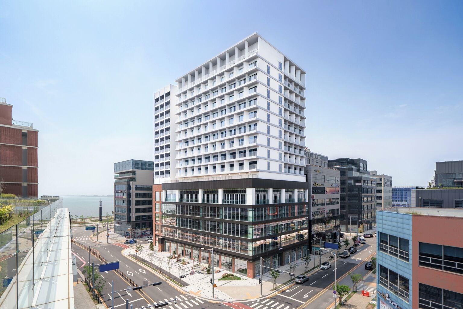 Varios Urbanstay Siheung Geobukseom