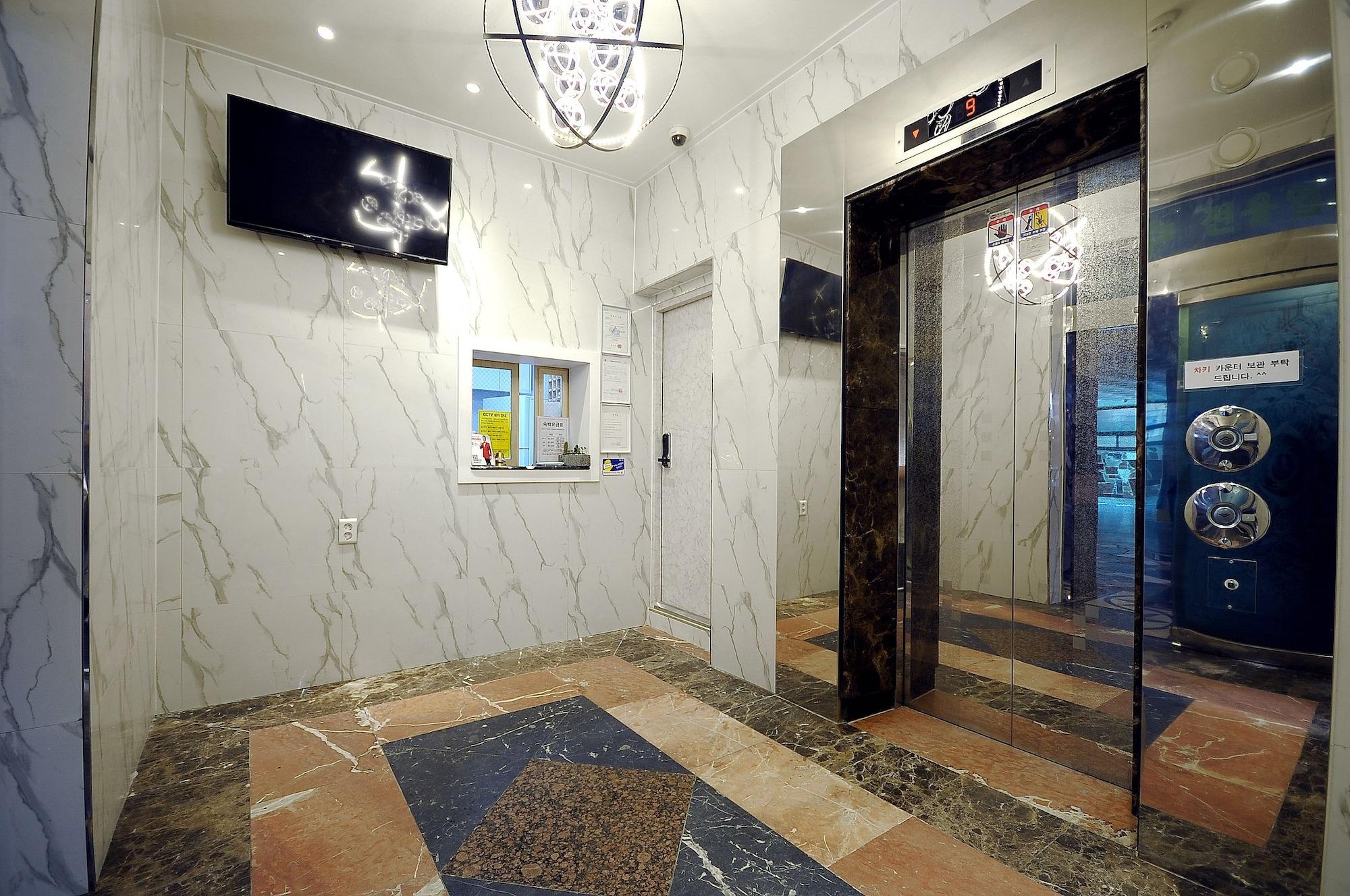 Vista Lobby Hotel King