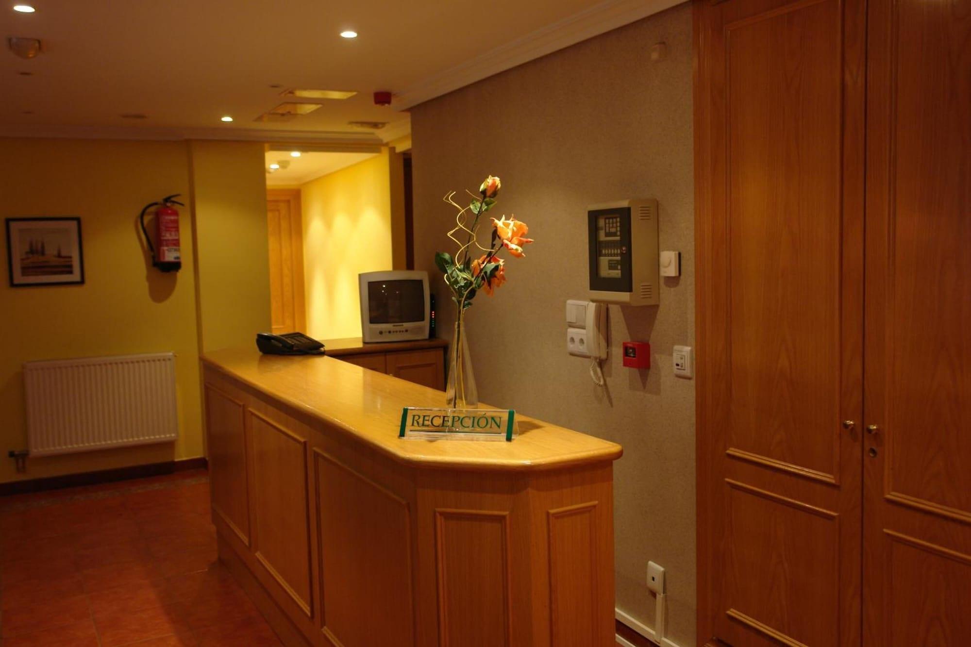 Vista Lobby Hotel Campus