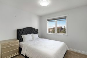 Alquiler Vacacional - 5 Acre Lot, 4000 sq ft and 5 bedrooms of Country Living AC King bed