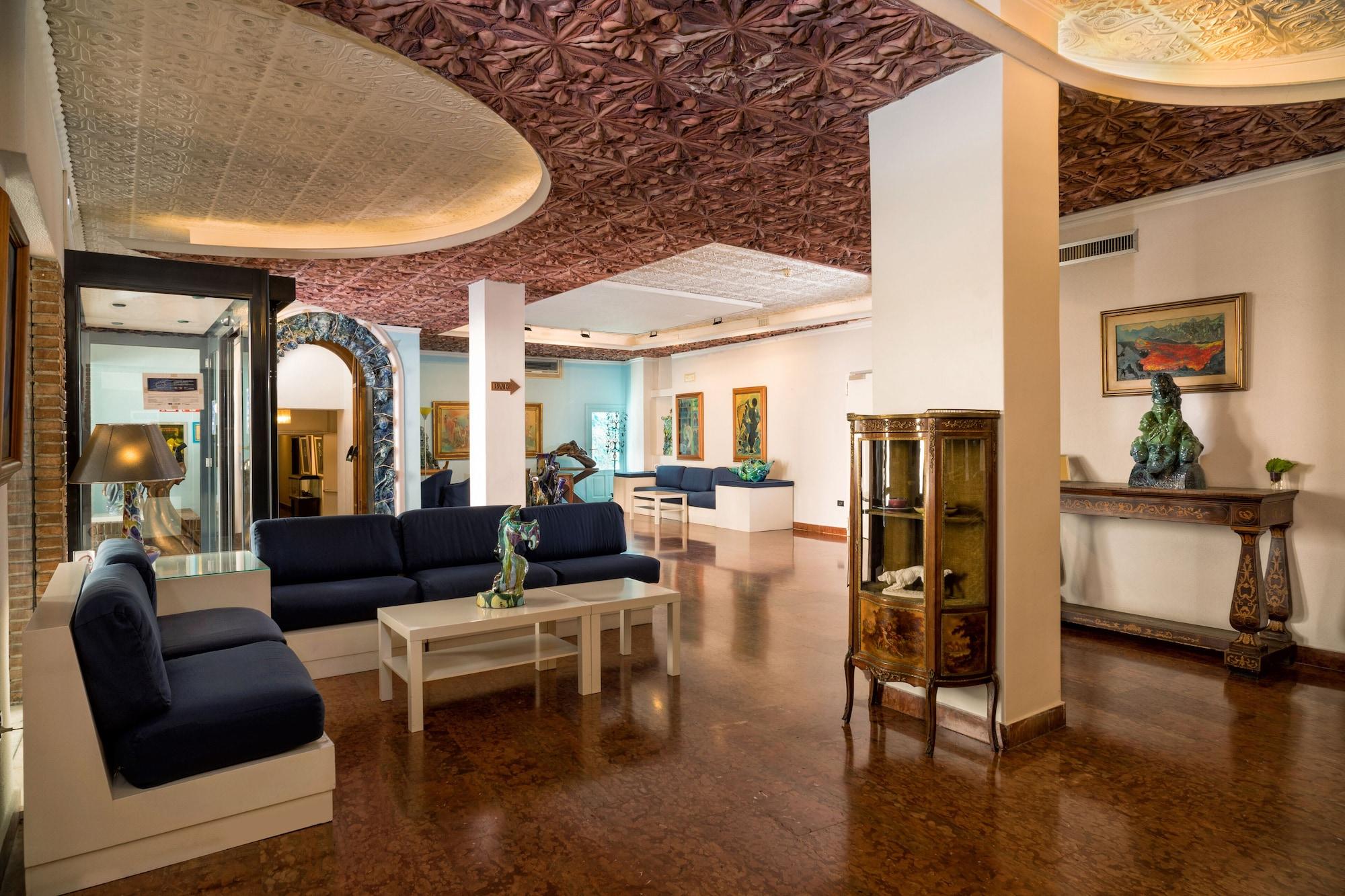 Vista Lobby Hotel Vello d'Oro