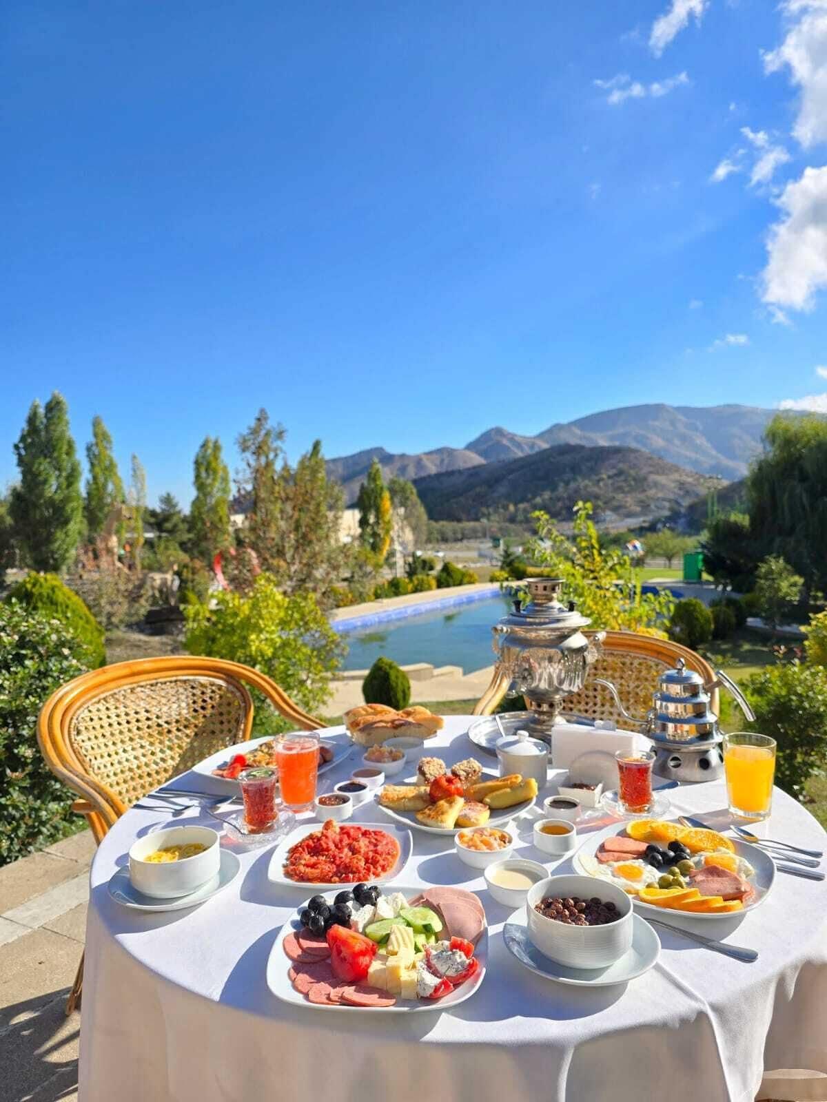 Restaurant Cannat Bagi Altiagac Hotel