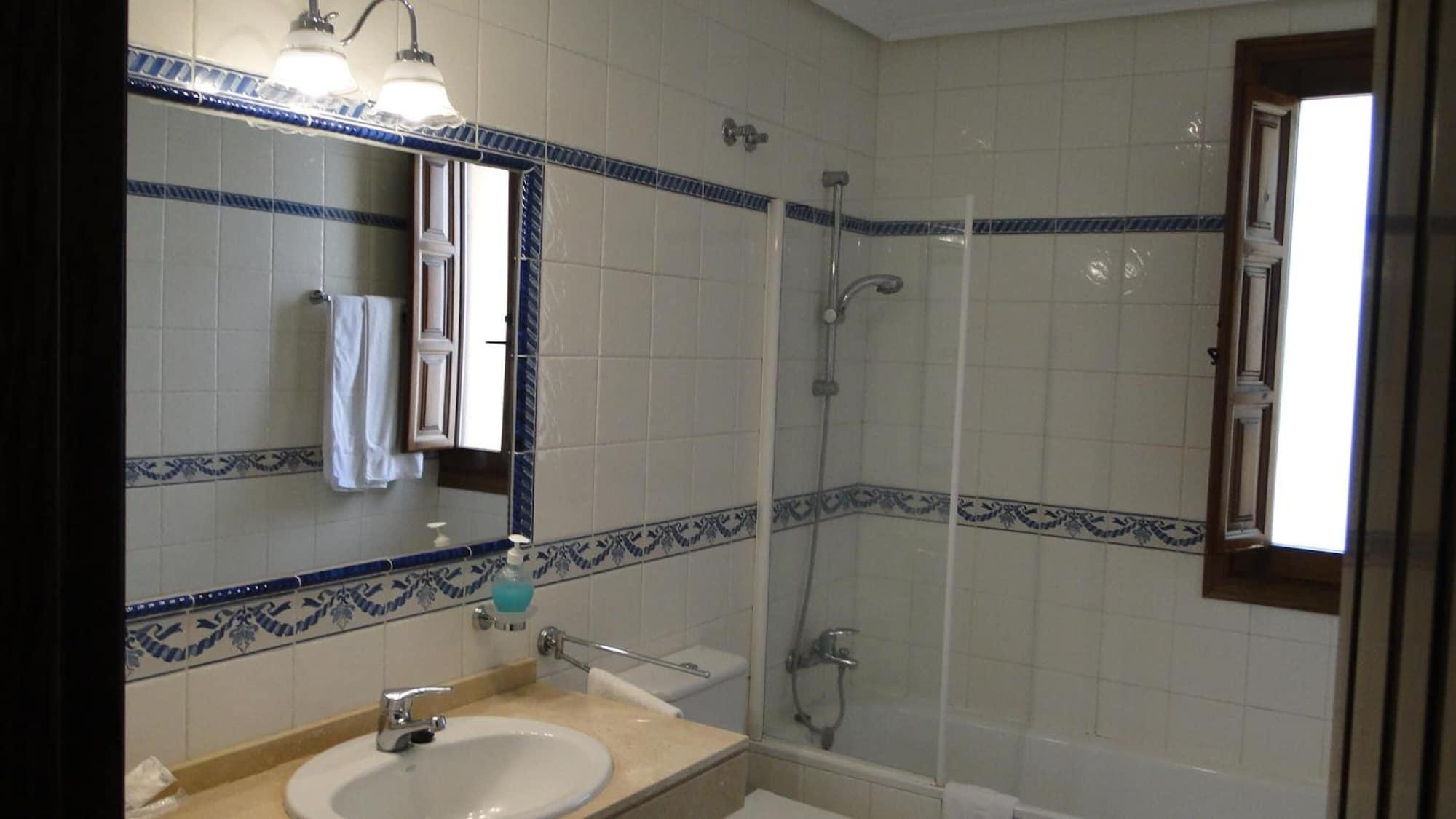 Equipamiento de Habitación Hotel Vettonia