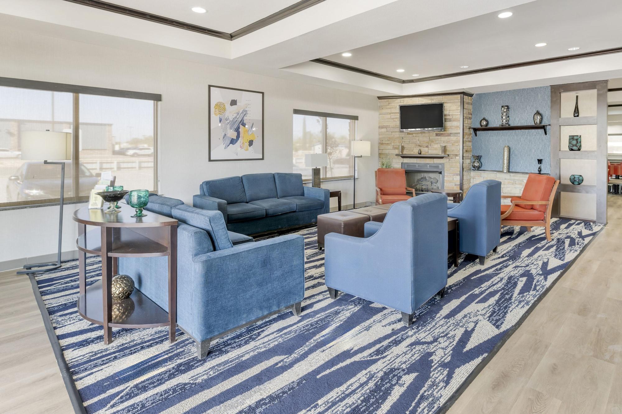Vista Lobby Comfort Suites Pecos