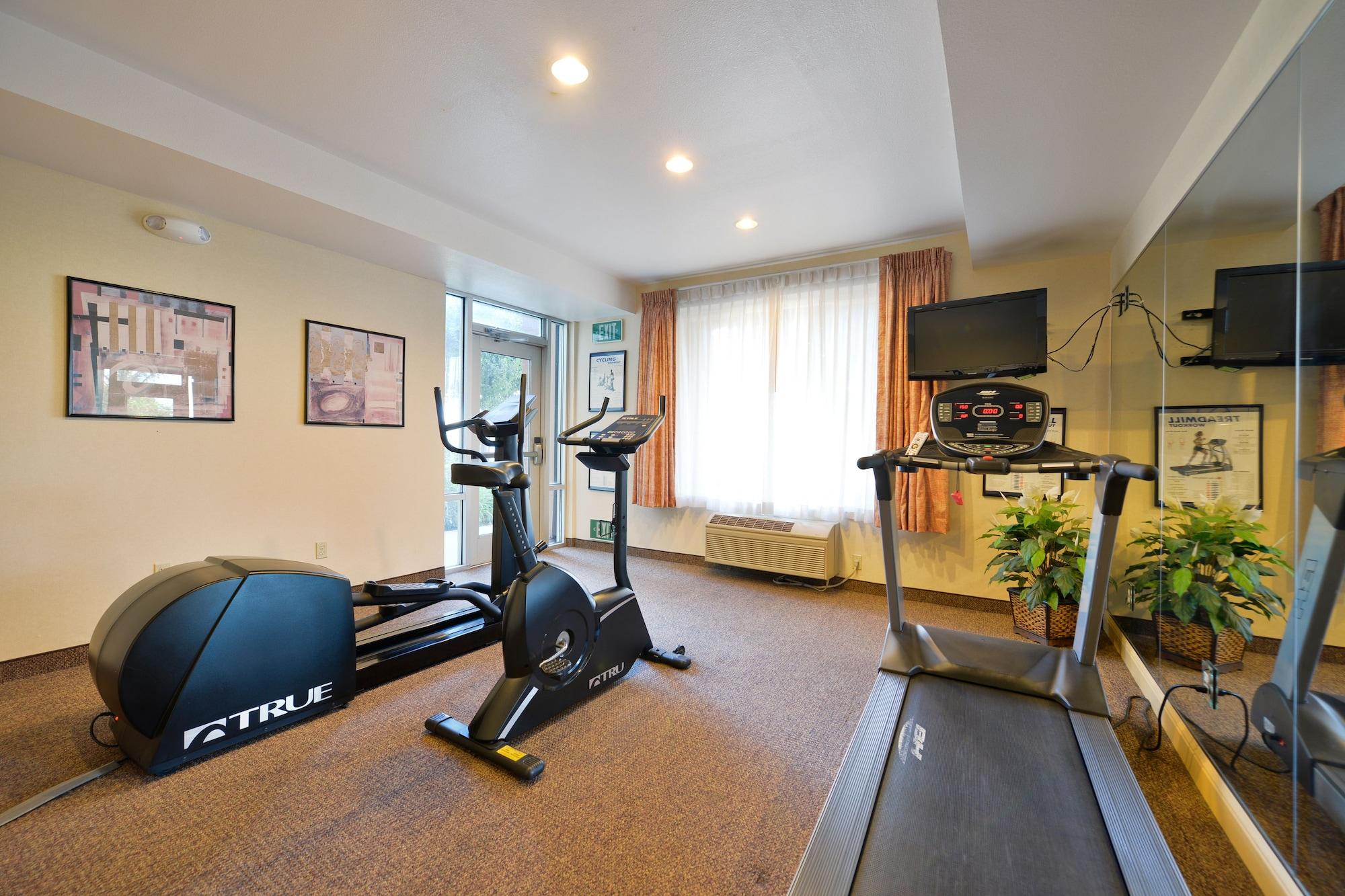 Gimnasio Holiday Inn Express & Suites Elk Grove West I-5 by IHG
