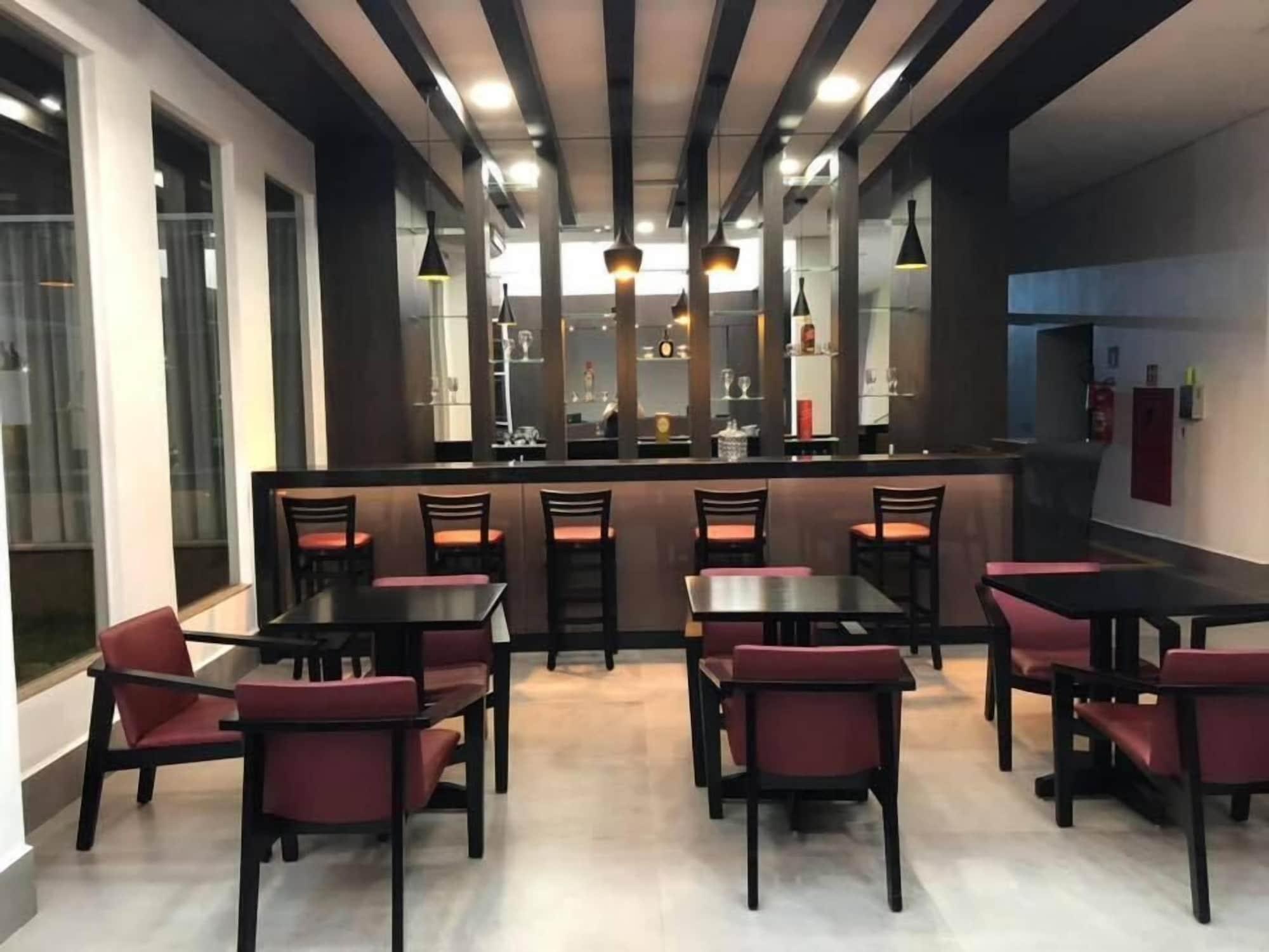 Restaurant Mais Hotel Campo Novo