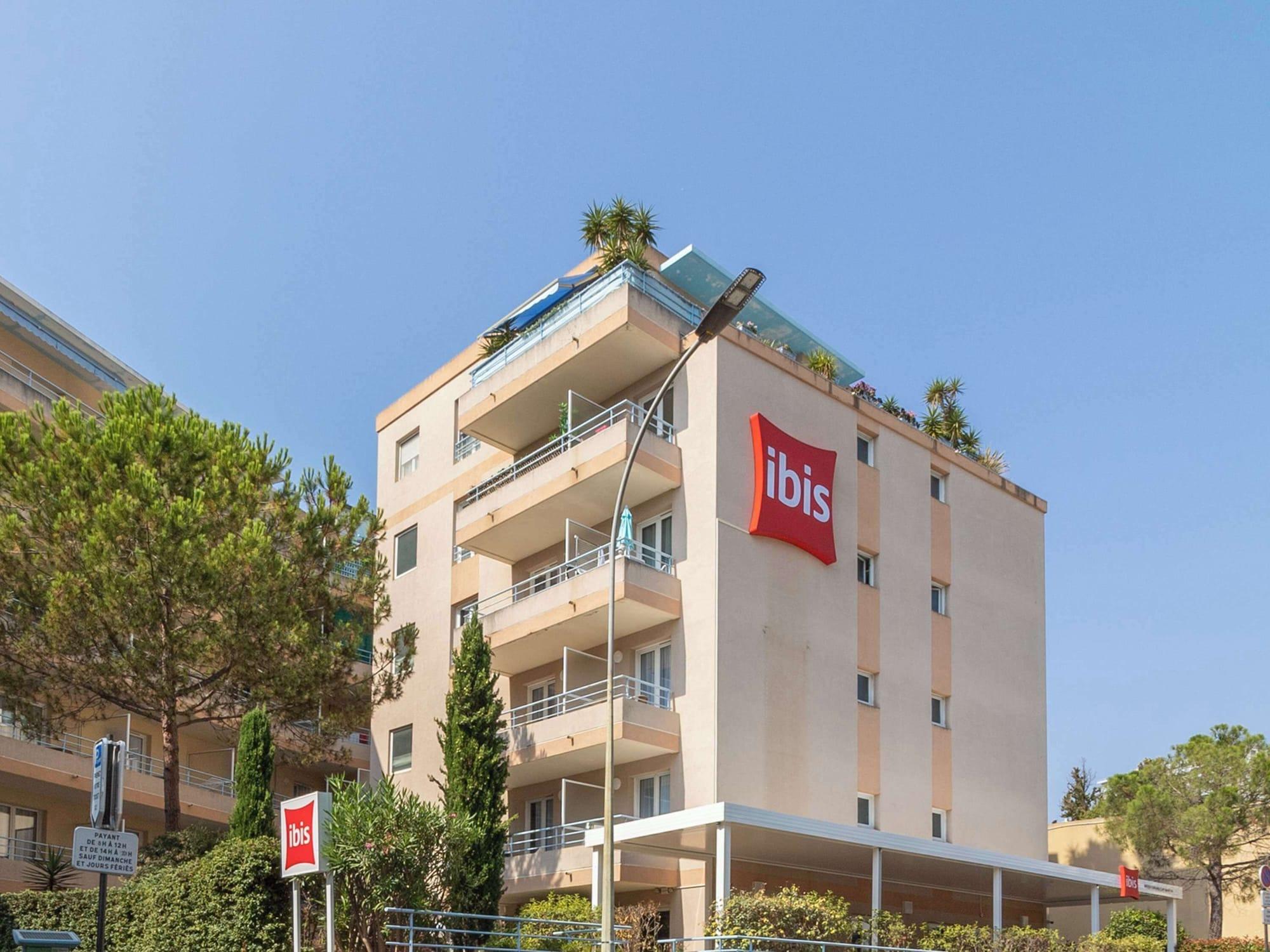Varios Ibis Roquebrune Cap Martin Menton