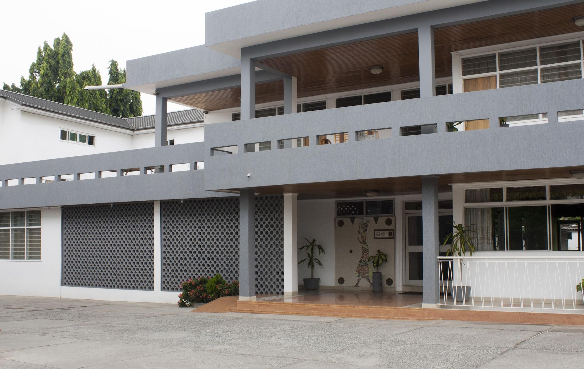 Vista Exterior East Legon Guest Lodge