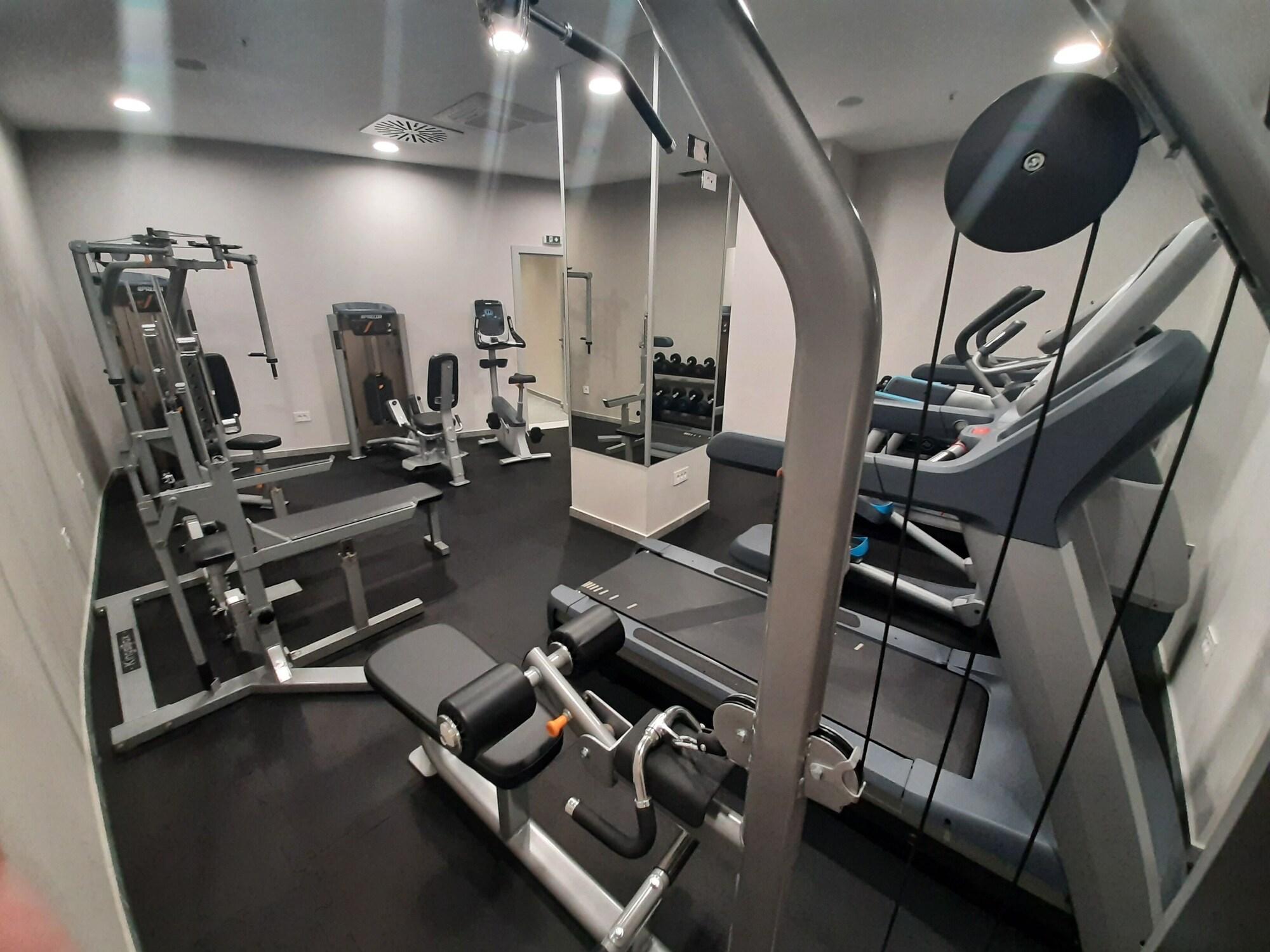 Gimnasio Hotel Centar No. 1