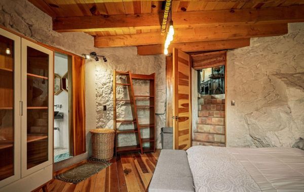 Bio-built Retreat in the Nature of Valle de Bravo - Hoteles con jacuzzi en Valle de Bravo