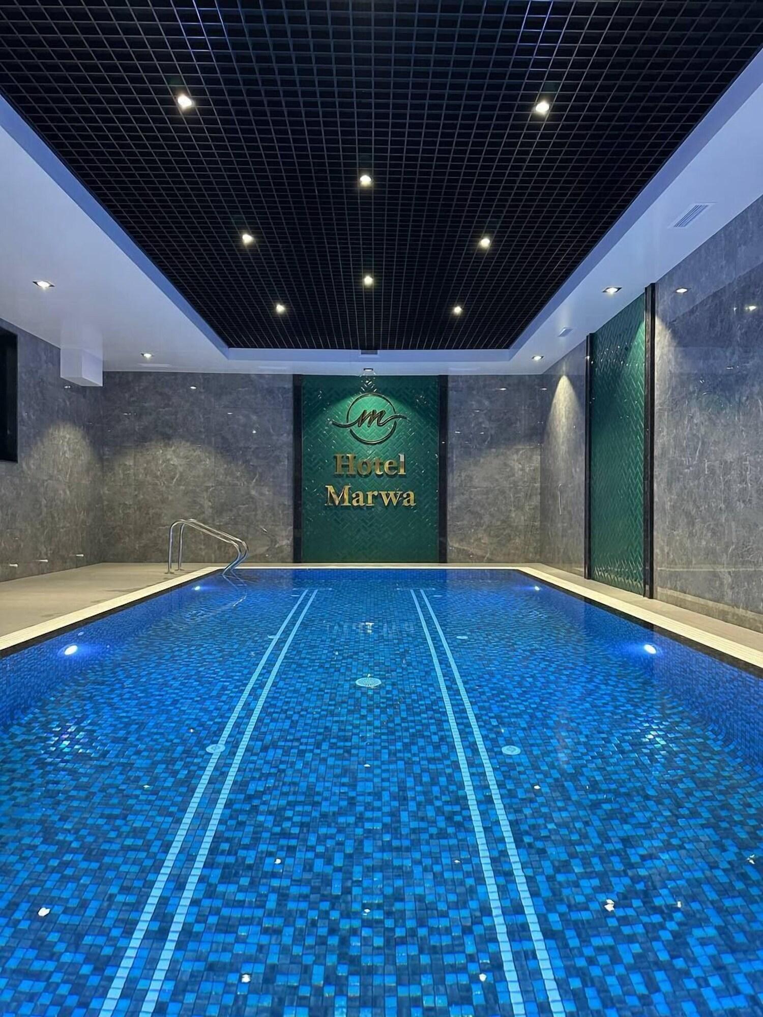 Vista Piscina Marwa Hotel